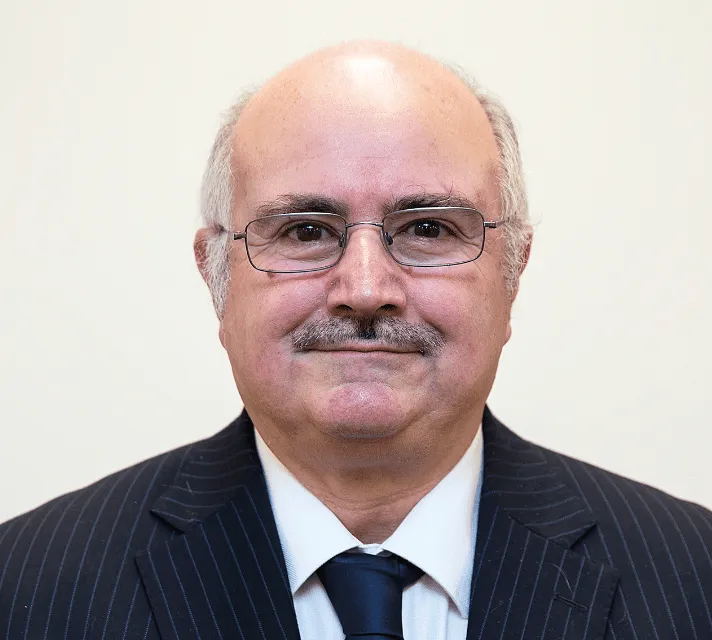 Robert Falla